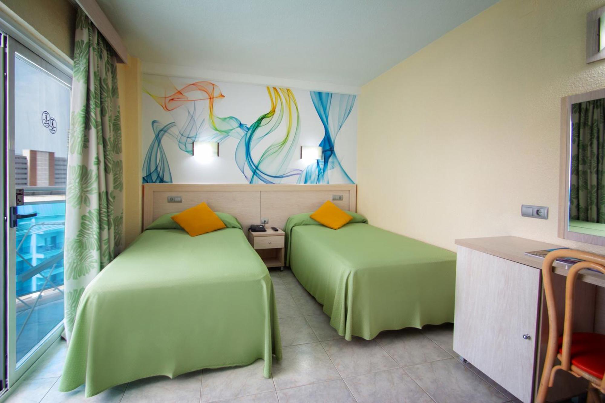 Hotel Servigroup Calypso Benidorm Quarto foto